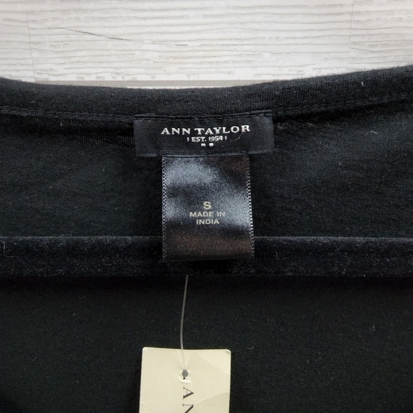 Ann Taylor Sequin Top - Picture 4 of 9